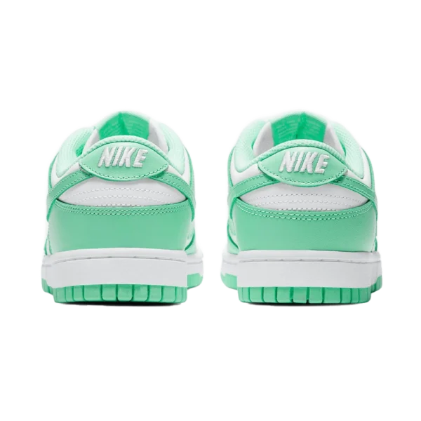 ⁦Nike Dunk Low Green Glow⁩ – תמונה ⁦3⁩