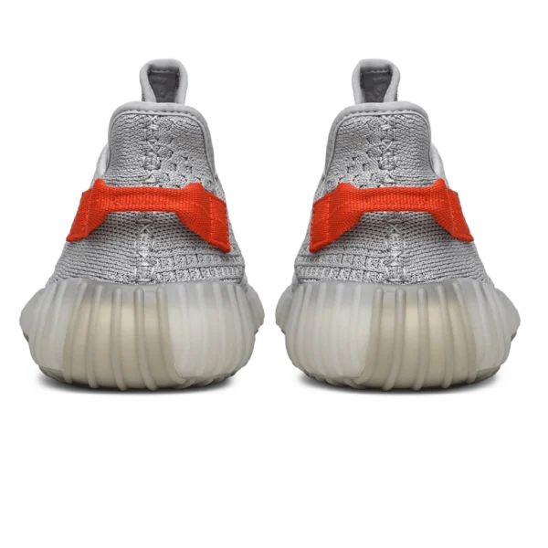 ⁦Adidas Yeezy Boost 350 V2 Tail Light⁩ – תמונה ⁦3⁩