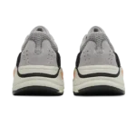 ⁦Adidas Yeezy Wave Runner 700 Solid Grey⁩ – תמונה ⁦3⁩