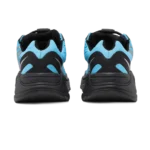 ⁦Adidas Yeezy Boost 700 MNVN Bright Cyan⁩ – תמונה ⁦3⁩