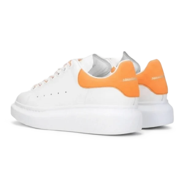 ⁦Alexander McQueen Oversized Sole Low-Top Sneaker Yellow⁩ – תמונה ⁦2⁩