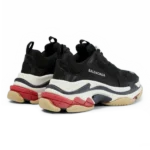 ⁦Balenciaga Triple S Trainer Black Red⁩ – תמונה ⁦3⁩