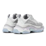 ⁦Balenciaga Triple S Low-Top Sneaker White⁩ – תמונה ⁦3⁩