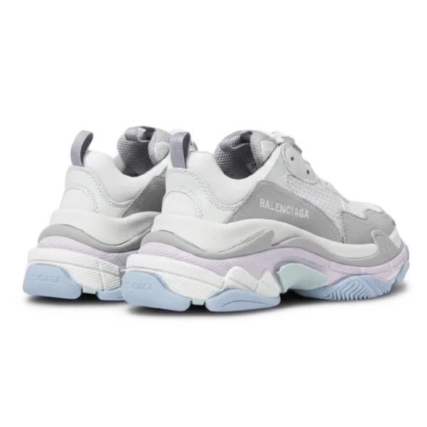 ⁦Balenciaga Triple S Low-Top Sneaker White⁩ – תמונה ⁦3⁩