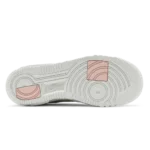 ⁦Nike Air Force 1 Pixel Light Stone⁩ – תמונה ⁦4⁩