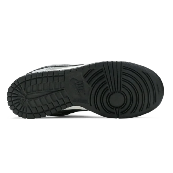 ⁦Dunk Low Lunar Eclipse East⁩ – תמונה ⁦4⁩