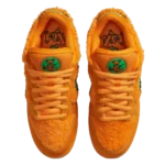 ⁦Nike Dunk Low SB x Grateful Dead Orange Bear⁩ – תמונה ⁦4⁩