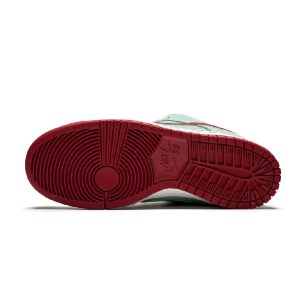 ⁦Nike Dunk Low Pro Mint Red⁩ – תמונה ⁦4⁩