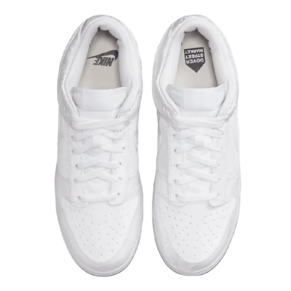⁦Nike Dunk Low x Dover Street Market “White Velvet”⁩ – תמונה ⁦4⁩