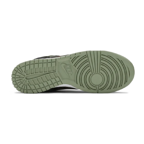 ⁦Nike Dunk Low SE “Black Multi-Camo”⁩ – תמונה ⁦4⁩