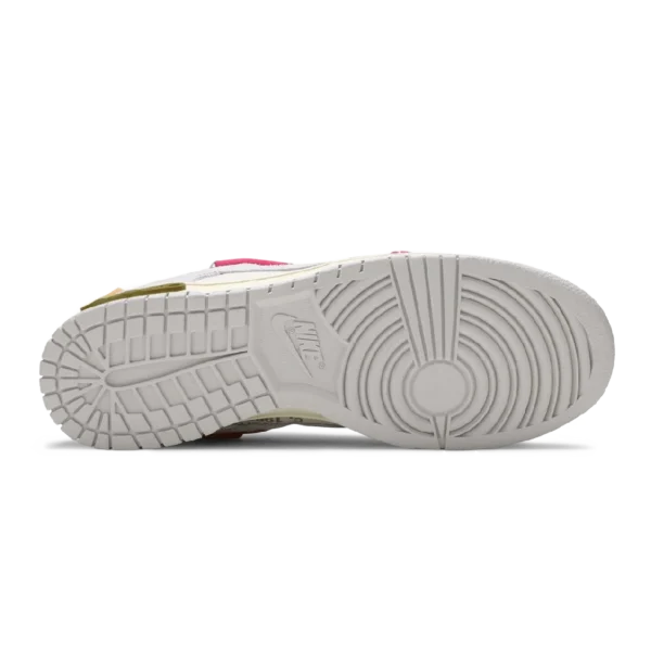 ⁦Nike Dunk Low x Off-White “Dear Summer Lot 17 of 50” Sail Hyper Pink⁩ – תמונה ⁦4⁩