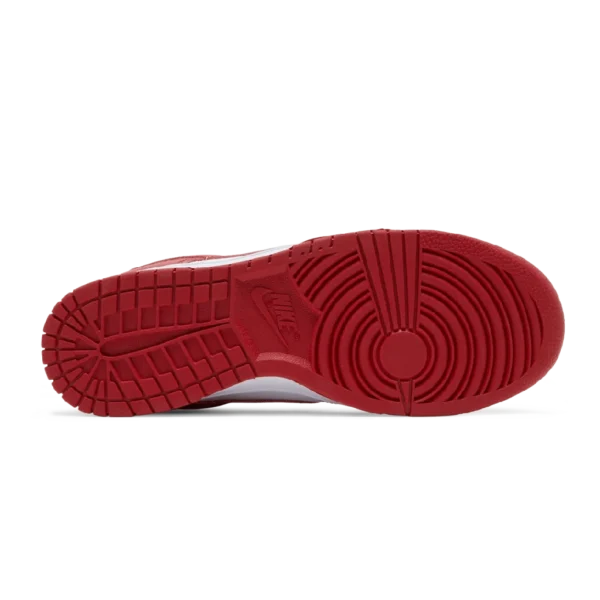 ⁦Nike Dunk Low Retro Gym Red⁩ – תמונה ⁦4⁩
