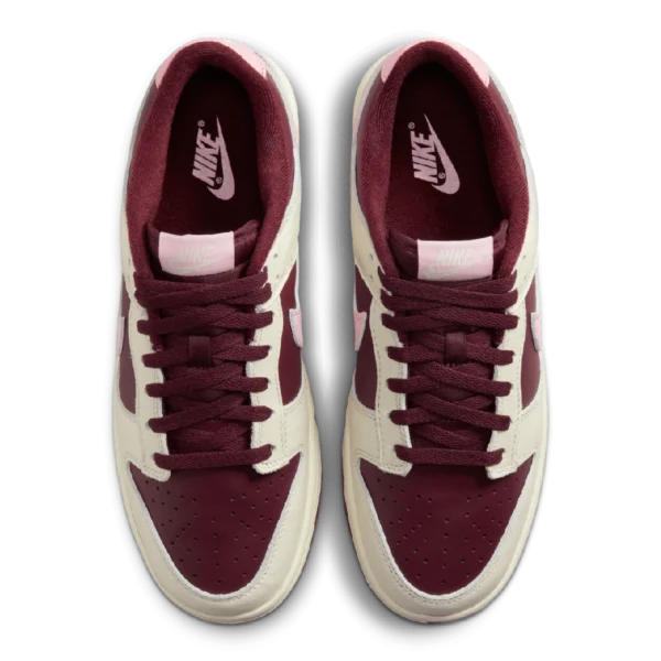 ⁦Nike Dunk Low “Valentine’s Day” Pale Ivory Night Maroon⁩ – תמונה ⁦4⁩
