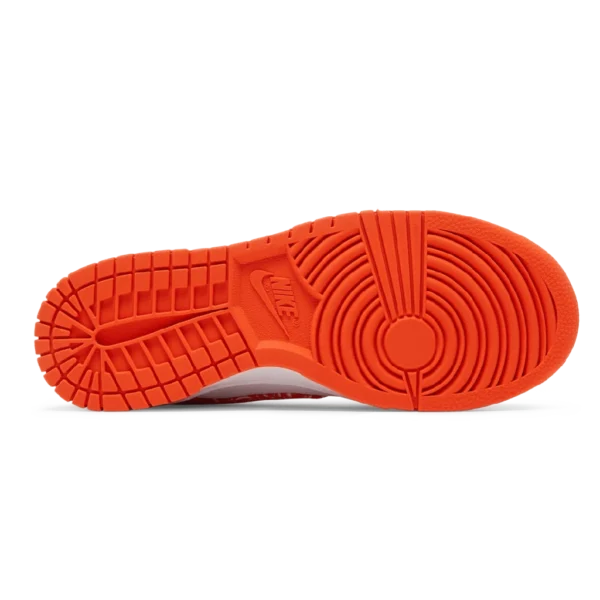 ⁦Nike Dunk Low Orange Paisley⁩ – תמונה ⁦4⁩