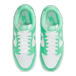 ⁦Nike Dunk Low Green Glow⁩ – תמונה ⁦4⁩