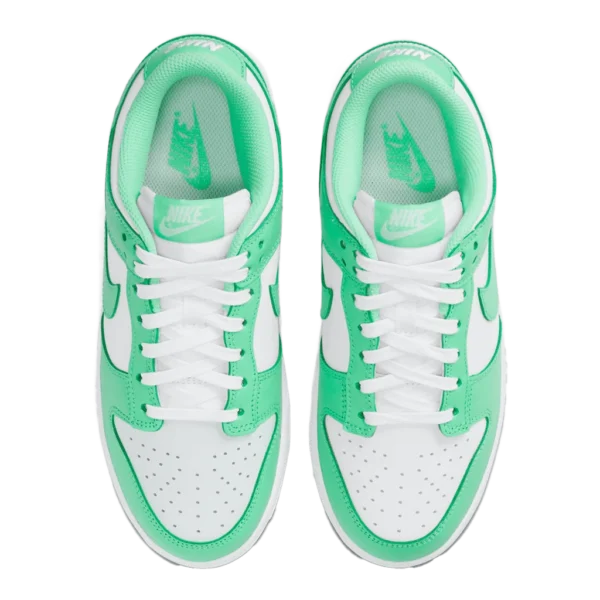 ⁦Nike Dunk Low Green Glow⁩ – תמונה ⁦4⁩