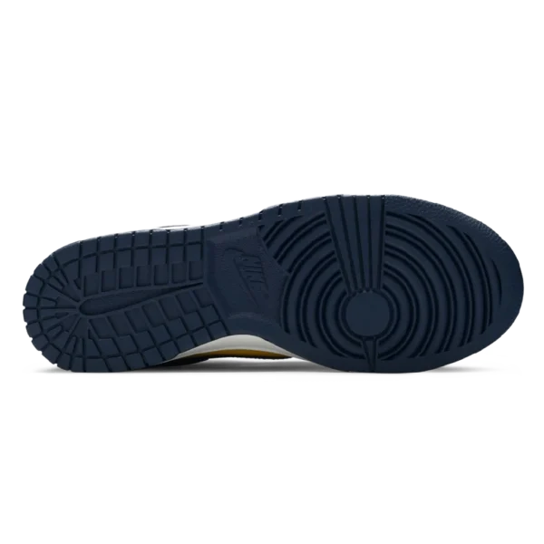 ⁦Nike Dunk Low “Michigan”⁩ – תמונה ⁦4⁩
