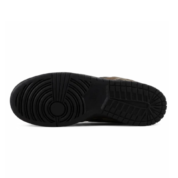 ⁦Nike Dunk Low Premium “Doernbecher”⁩ – תמונה ⁦4⁩