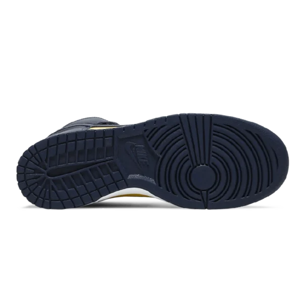 ⁦Nike Dunk High Retro Michigan⁩ – תמונה ⁦4⁩