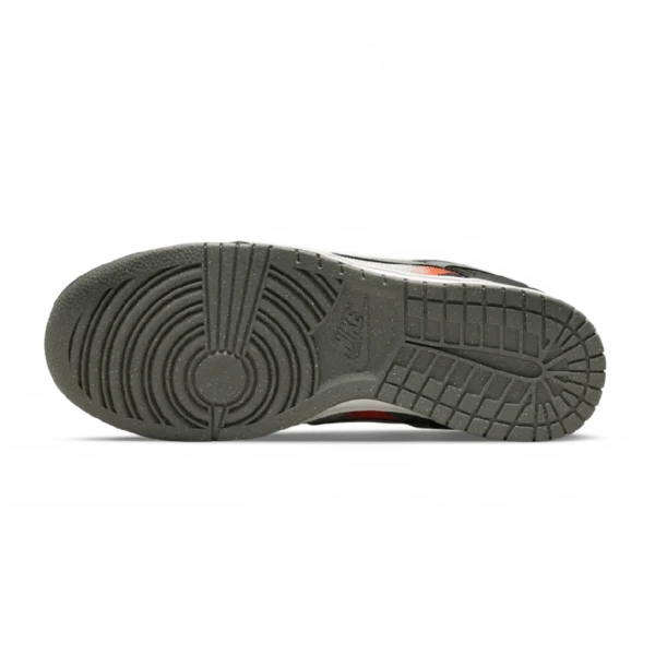 ⁦Nike Dunk Low "Graffiti Pack" Black Red⁩ – תמונה ⁦5⁩