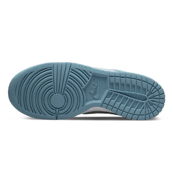 ⁦Nike Dunk Low GS Aura Clear⁩ – תמונה ⁦5⁩