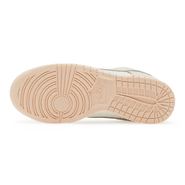 ⁦Nike Dunk Low Orange Pearl⁩ – תמונה ⁦5⁩