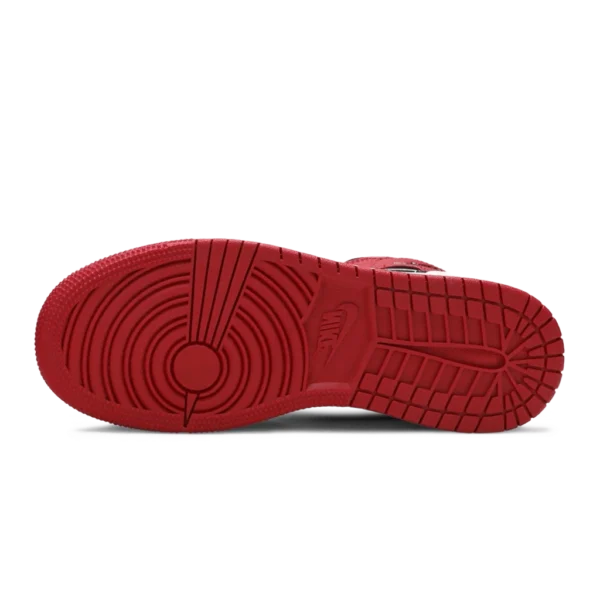 ⁦Air Jordan 1 Mid GS "Chicago" White Gym Red Black⁩ – תמונה ⁦4⁩