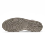 ⁦Air Jordan 1 Mid College Grey Light Bone White⁩ – תמונה ⁦5⁩