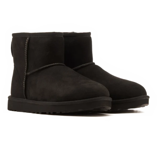 ⁦UGG Classic Mini II Boot Black⁩ – תמונה ⁦2⁩