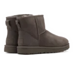 ⁦UGG Classic Mini II Grey⁩ – תמונה ⁦3⁩