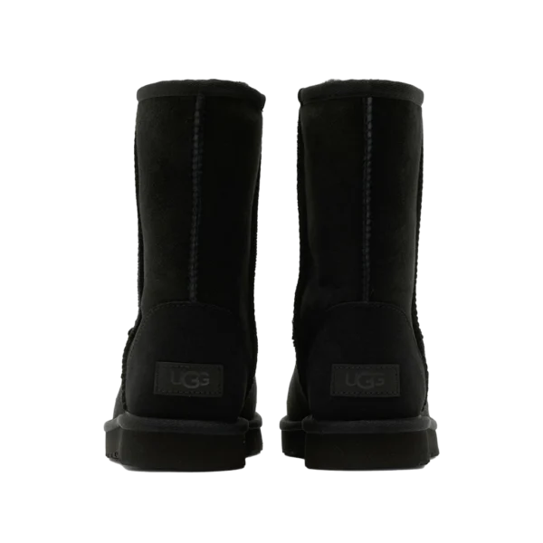 ⁦UGG Classic Short II Black⁩ – תמונה ⁦3⁩