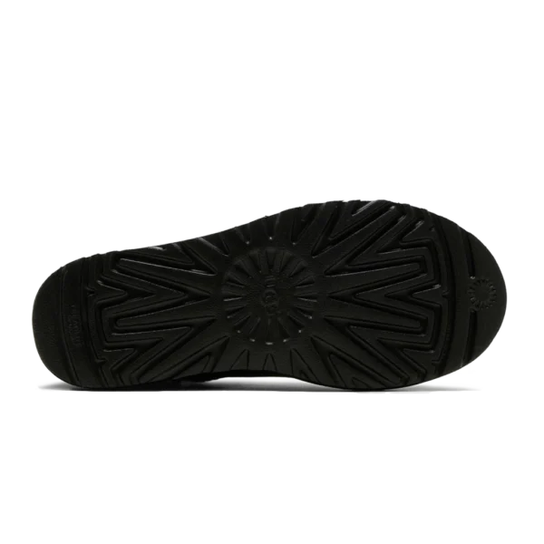 ⁦UGG Classic Short II Black⁩ – תמונה ⁦4⁩