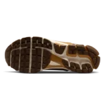 ⁦Nike Zoom Vomero 5 Wheat Grass and Cacao Wow⁩ – תמונה ⁦5⁩