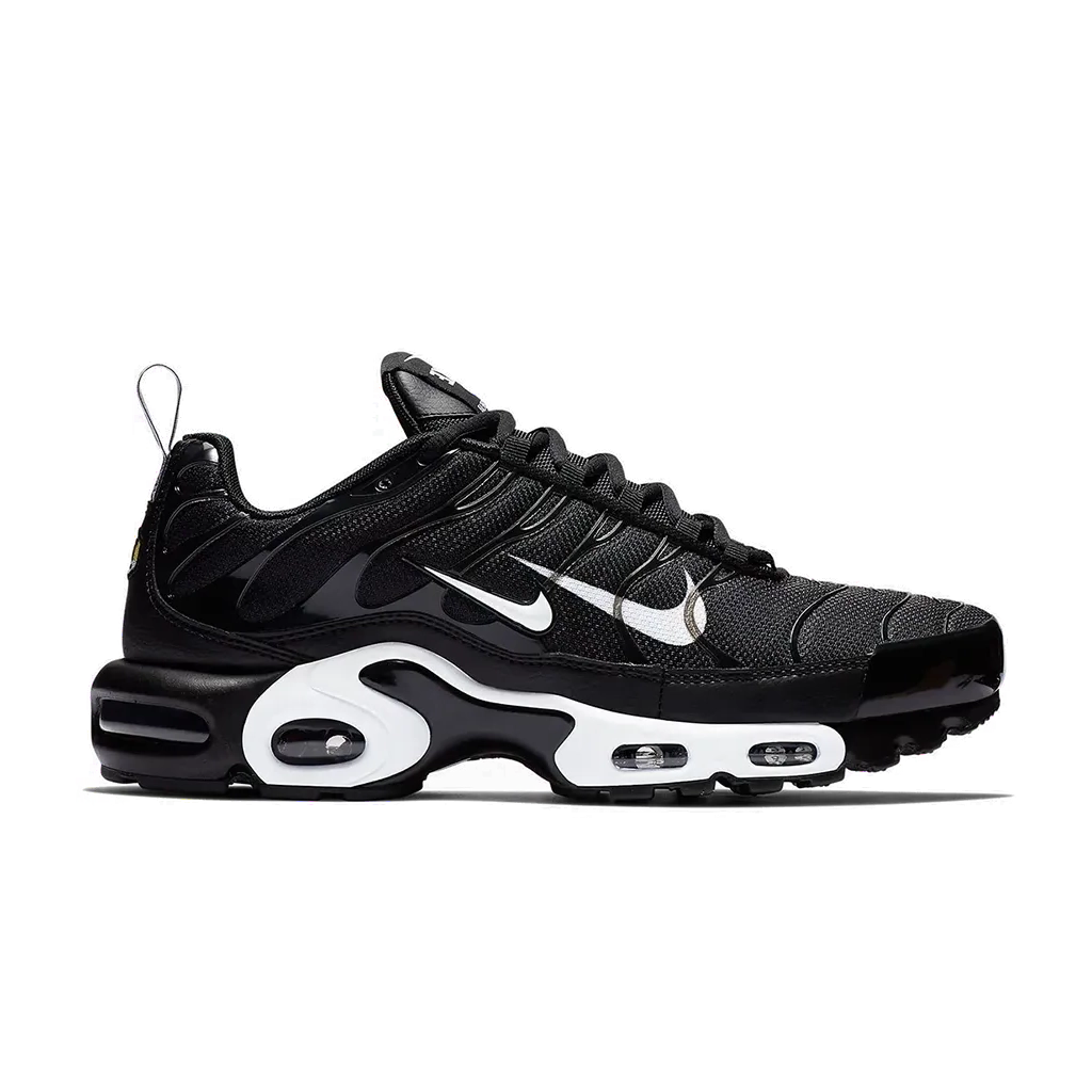 1 Nike Air Max Plus Overbranding Black – תמונה 1