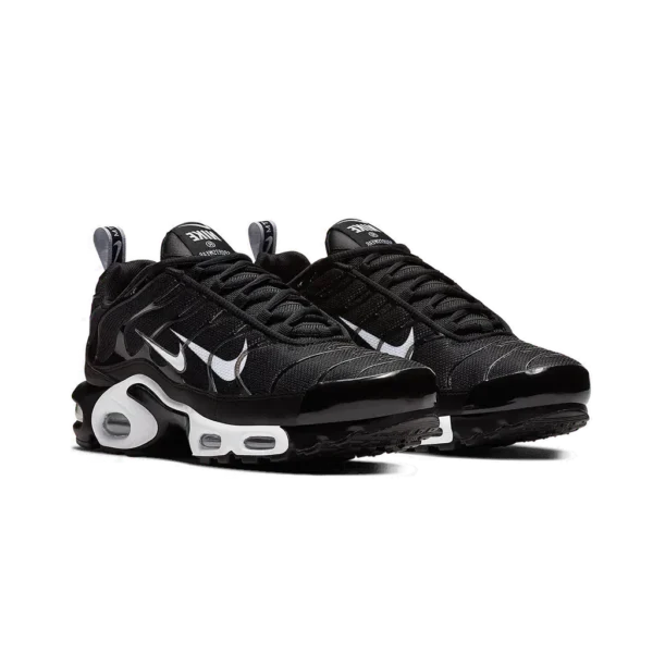 ⁦Nike Air Max Plus Overbranding Black⁩ – תמונה ⁦2⁩