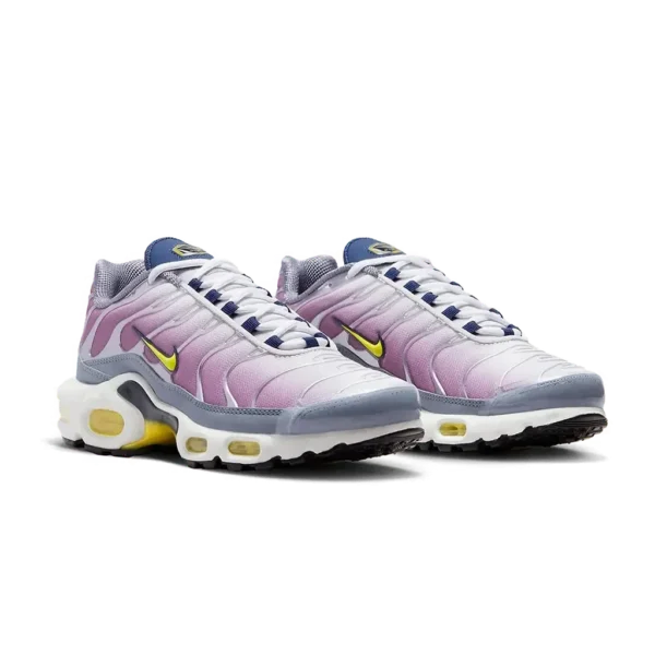 ⁦Nike Air Max Plus Violet Dust High Voltage⁩ – תמונה ⁦2⁩