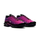 ⁦Nike Air Max Plus Rebellious Air⁩ – תמונה ⁦2⁩
