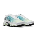 ⁦Nike Air Max Plus Dusty Cactus Bearly Bolt⁩ – תמונה ⁦2⁩