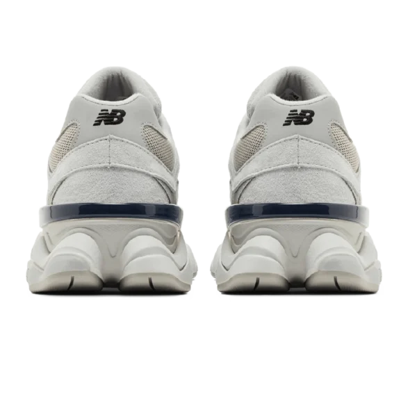 ⁦New Balance 9060 Silver Metallic Grey⁩ – תמונה ⁦3⁩