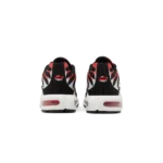 ⁦Nike Air Max Plus Black White University Red⁩ – תמונה ⁦3⁩
