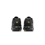 ⁦Nike Air Max Plus Carbon Fiber⁩ – תמונה ⁦3⁩
