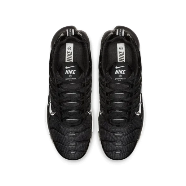 ⁦Nike Air Max Plus Overbranding Black⁩ – תמונה ⁦4⁩
