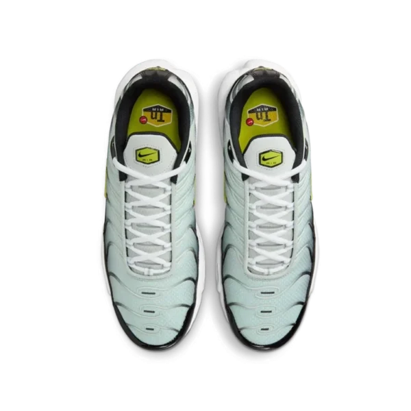 ⁦Nike Air Max Plus Bright Cactus⁩ – תמונה ⁦4⁩