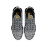 ⁦Nike Air Max Plus Utility Wolf Grey Black⁩ – תמונה ⁦4⁩