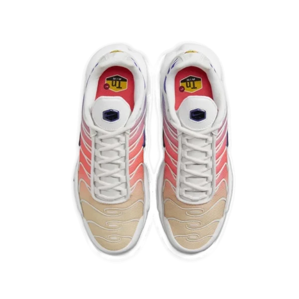⁦Nike Air Max Plus Gradient⁩ – תמונה ⁦4⁩