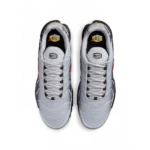 ⁦Nike Air Max Plus Wolf Grey⁩ – תמונה ⁦4⁩