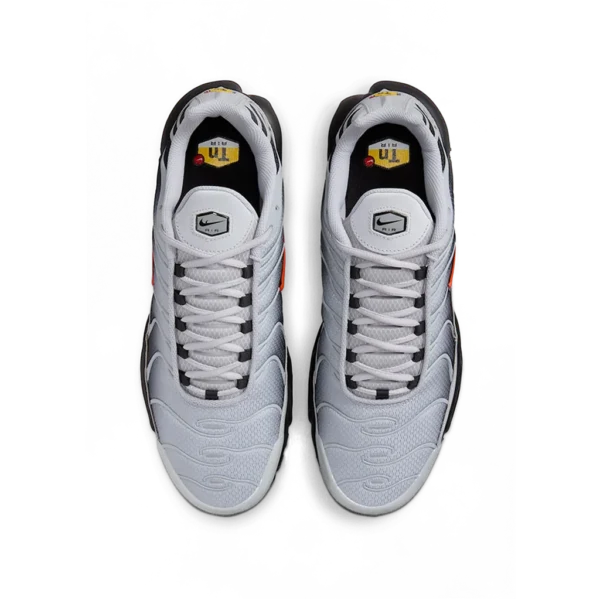 ⁦Nike Air Max Plus Wolf Grey⁩ – תמונה ⁦4⁩