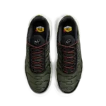 ⁦Nike Air Max Plus Cargo Khaki Phantom Black⁩ – תמונה ⁦4⁩