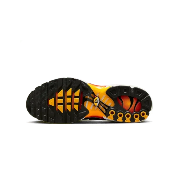 ⁦Nike Air Max Plus Yellow Pink Gradient⁩ – תמונה ⁦5⁩