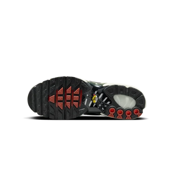 ⁦Nike Air Max Plus Cargo Khaki Phantom Black⁩ – תמונה ⁦5⁩